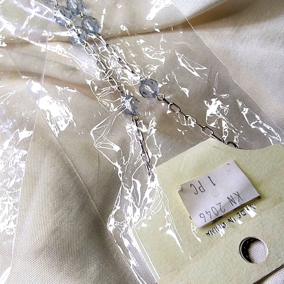 Cross Necklace - Picture 4 of 6